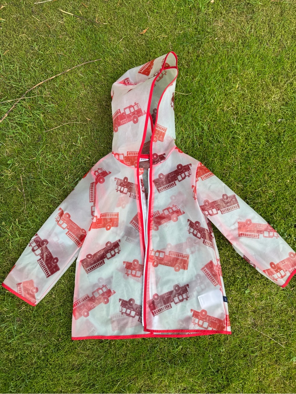 Baby Gap Boys’ Size 4 Rain Jacket | Firetrucks | EUC | Hood